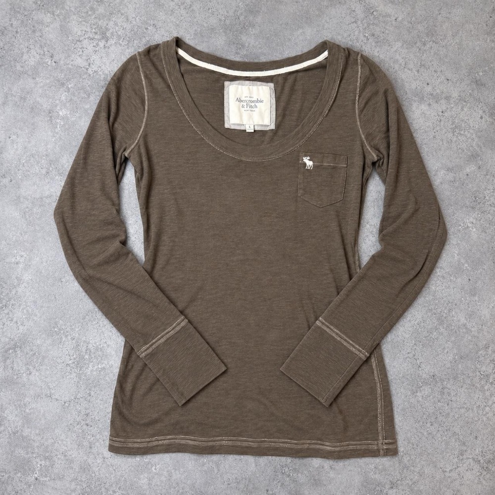 Abercrombie & Fitch Brown Long Sleeve Top Women's Large Y2K Moose Logo Pocket